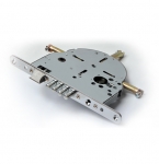 מנגנון לפלדלת רב בריח מנגנון לפלדלת רב בריח